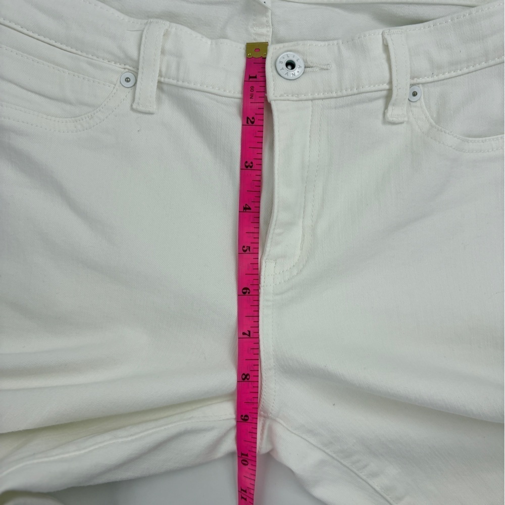 LILA RYAN White Cuffed Ankle Jeans - Picture 6 of 9